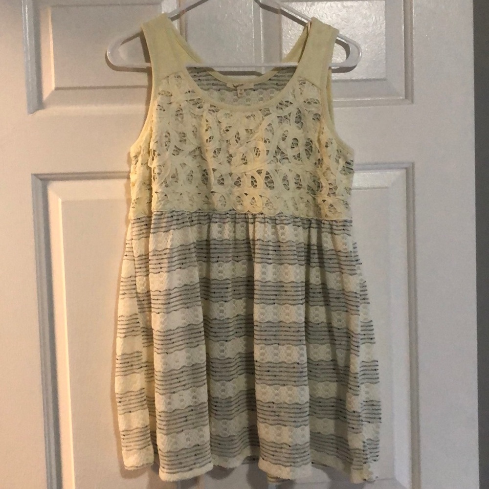 Cream and Gray Mystree Tank Size S
